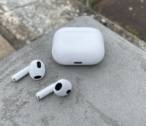 Airpods  Generation 3